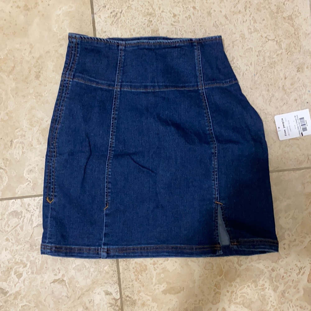 Free people skirt never worn size 6